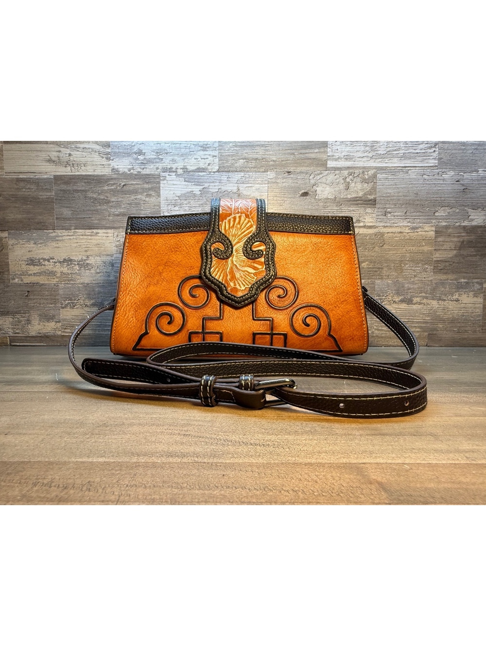 Genuine Leather Tooled Boho Crossbody Bag Shoulder Bag Clutch (Hbp1/cp25) - Picture 1 of 14